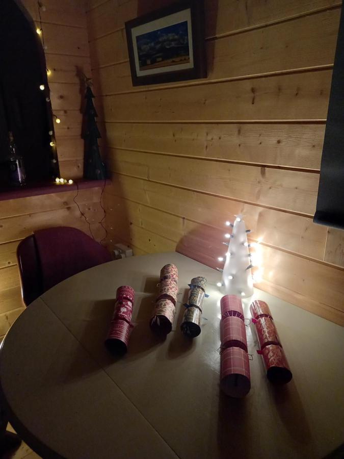 Insch Springbank Cabin מראה חיצוני תמונה